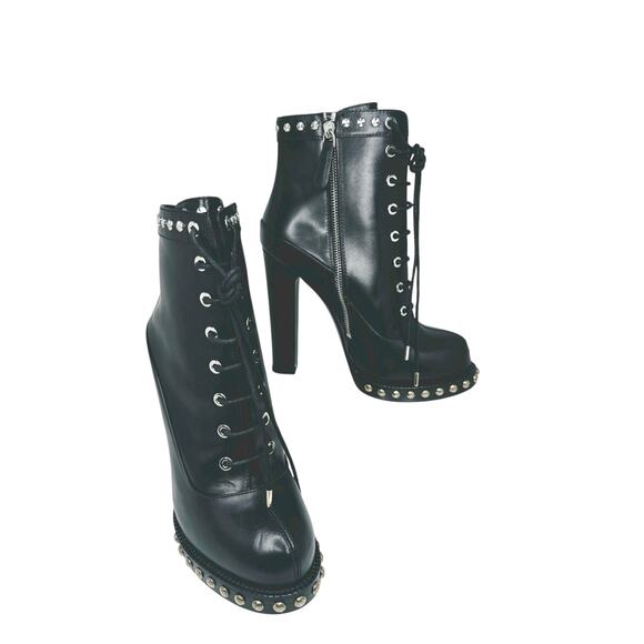 Alexander McQueen Black Studded Leather Combat Ankle Boots Lace-Up Women’s - Picture 2 of 11